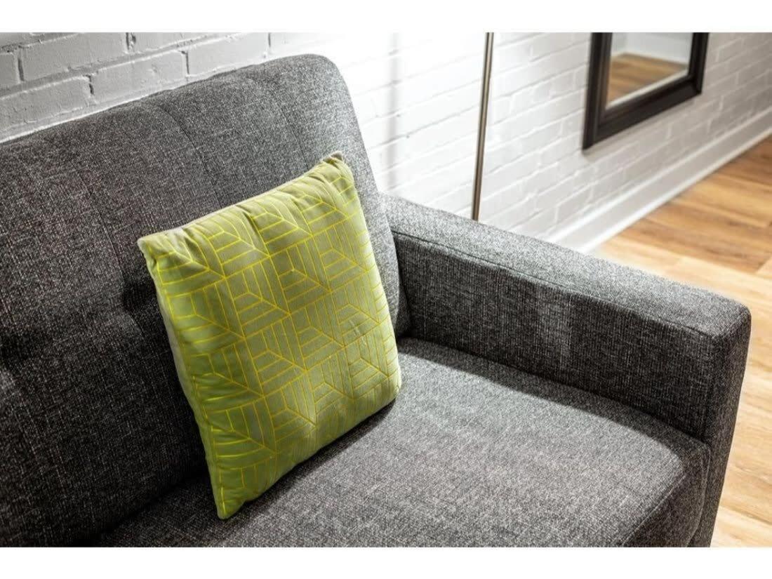 Apartment Bold 2br 2ba In The Block By Cozysuites! Indianapolis